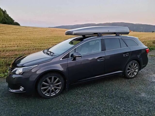 Синій Тойота Авенсіс, об'ємом двигуна 1.8 л та пробігом 93 тис. км за 4300 $, фото 4 на Automoto.ua