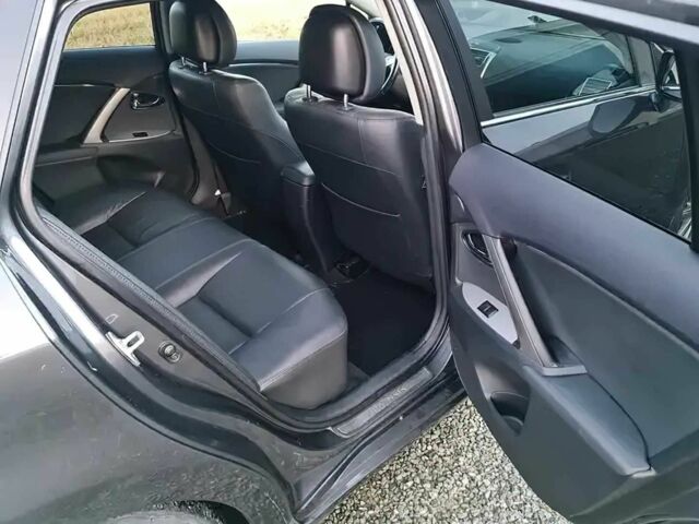 Синій Тойота Авенсіс, об'ємом двигуна 1.8 л та пробігом 93 тис. км за 4300 $, фото 9 на Automoto.ua