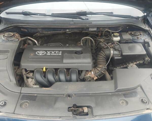 Синій Тойота Авенсіс, об'ємом двигуна 1.79 л та пробігом 243 тис. км за 4700 $, фото 5 на Automoto.ua