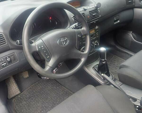Синій Тойота Авенсіс, об'ємом двигуна 1.79 л та пробігом 243 тис. км за 4700 $, фото 7 на Automoto.ua