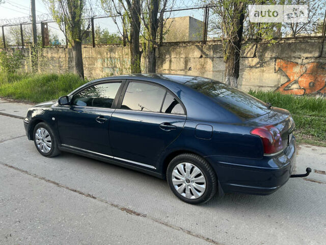 Синій Тойота Авенсіс, об'ємом двигуна 2 л та пробігом 220 тис. км за 4950 $, фото 2 на Automoto.ua