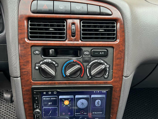 Зеленый Тойота Авенсис, объемом двигателя 1.8 л и пробегом 426 тыс. км за 3800 $, фото 7 на Automoto.ua