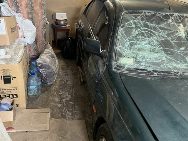 Зелений Тойота Авенсіс, об'ємом двигуна 0 л та пробігом 200 тис. км за 1200 $, фото 2 на Automoto.ua