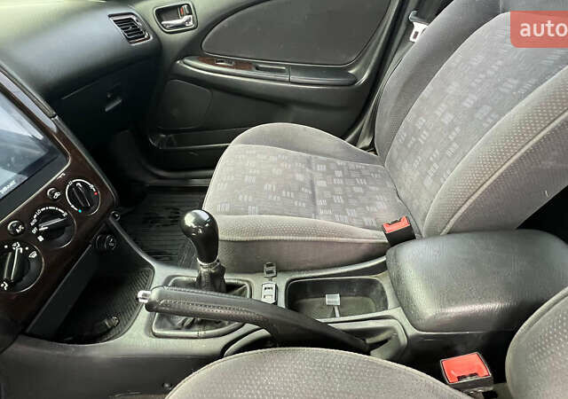 Зеленый Тойота Авенсис, объемом двигателя 2 л и пробегом 306 тыс. км за 4300 $, фото 22 на Automoto.ua