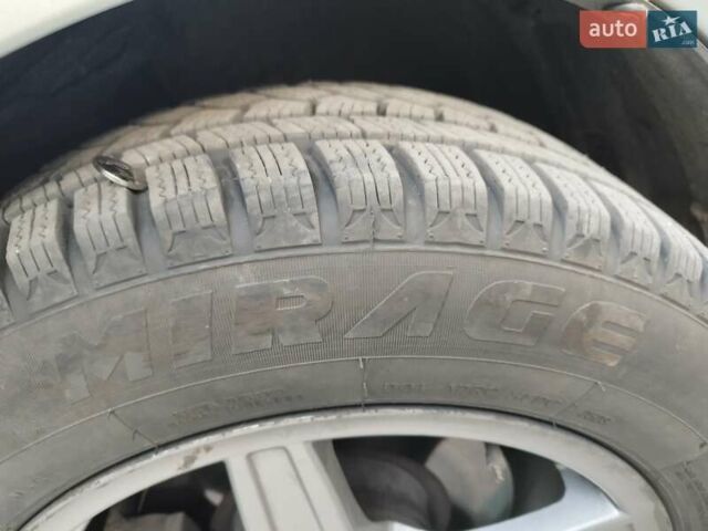 Зеленый Тойота Авенсис, объемом двигателя 2 л и пробегом 233 тыс. км за 4900 $, фото 11 на Automoto.ua