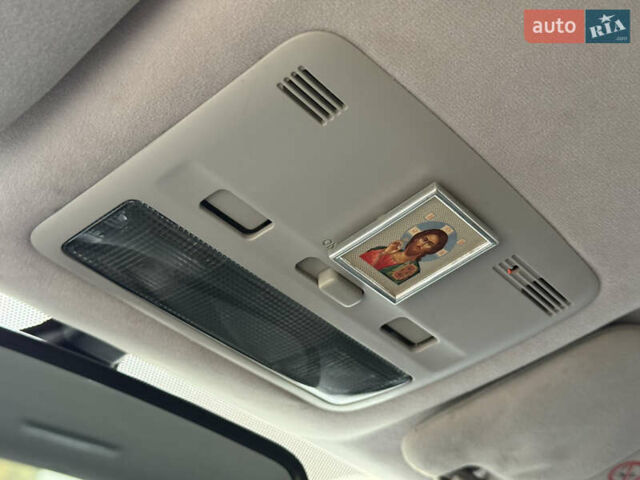 Зеленый Тойота Авенсис, объемом двигателя 1.8 л и пробегом 285 тыс. км за 5999 $, фото 51 на Automoto.ua