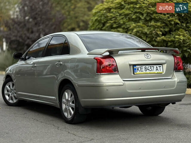 Зеленый Тойота Авенсис, объемом двигателя 1.8 л и пробегом 285 тыс. км за 5999 $, фото 2 на Automoto.ua