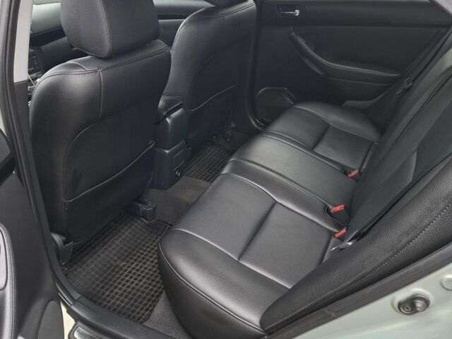 Зеленый Тойота Авенсис, объемом двигателя 1.8 л и пробегом 320 тыс. км за 4500 $, фото 6 на Automoto.ua