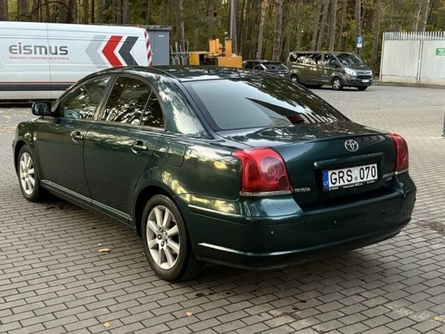 Зеленый Тойота Авенсис, объемом двигателя 0 л и пробегом 300 тыс. км за 2050 $, фото 4 на Automoto.ua