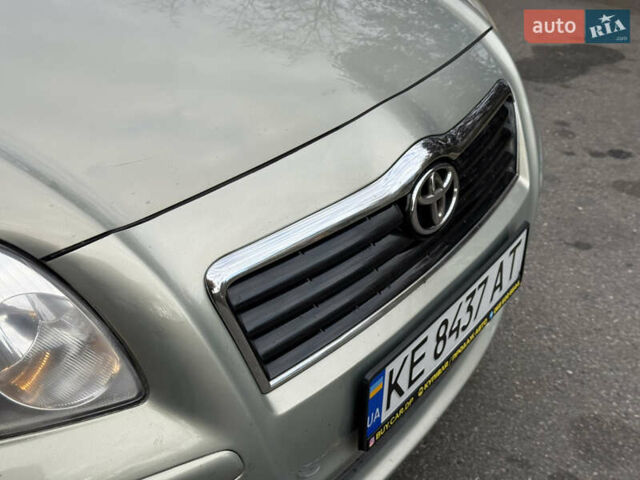 Зеленый Тойота Авенсис, объемом двигателя 1.8 л и пробегом 285 тыс. км за 5999 $, фото 37 на Automoto.ua