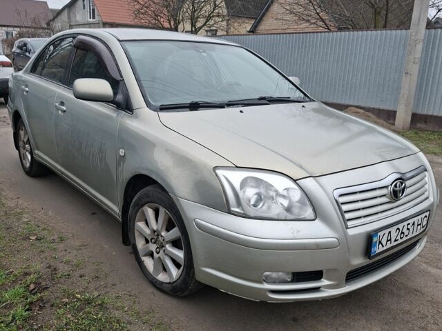 Зеленый Тойота Авенсис, объемом двигателя 1.8 л и пробегом 320 тыс. км за 4500 $, фото 2 на Automoto.ua