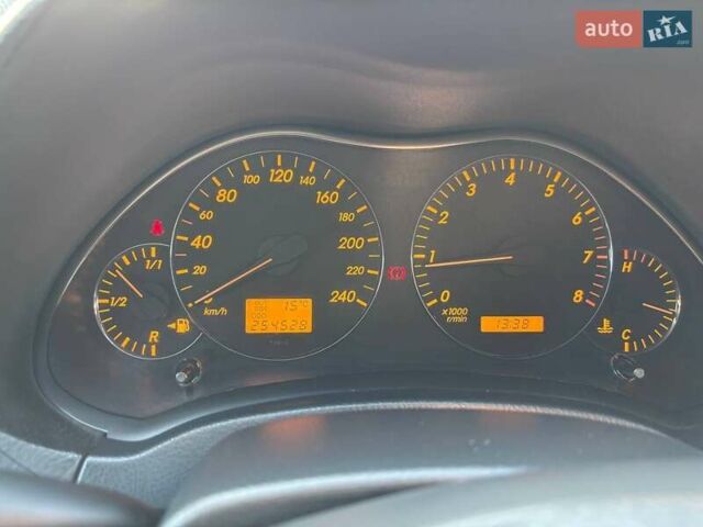 Зеленый Тойота Авенсис, объемом двигателя 1.8 л и пробегом 254 тыс. км за 5500 $, фото 28 на Automoto.ua