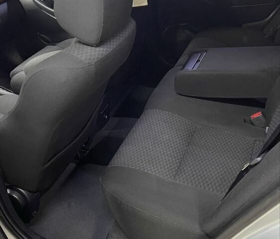 Зелений Тойота Авенсіс, об'ємом двигуна 1.8 л та пробігом 2 тис. км за 6300 $, фото 7 на Automoto.ua