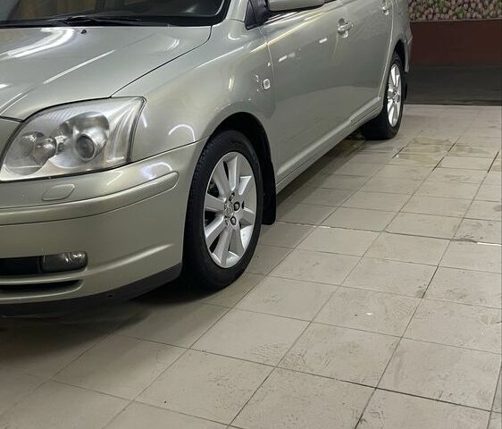 Зелений Тойота Авенсіс, об'ємом двигуна 1.8 л та пробігом 2 тис. км за 6300 $, фото 3 на Automoto.ua