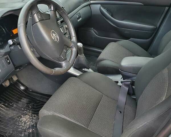 Зеленый Тойота Авенсис, объемом двигателя 1.79 л и пробегом 96 тыс. км за 9300 $, фото 10 на Automoto.ua