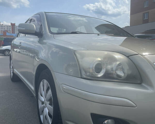 Зеленый Тойота Авенсис, объемом двигателя 1.8 л и пробегом 267 тыс. км за 6800 $, фото 6 на Automoto.ua