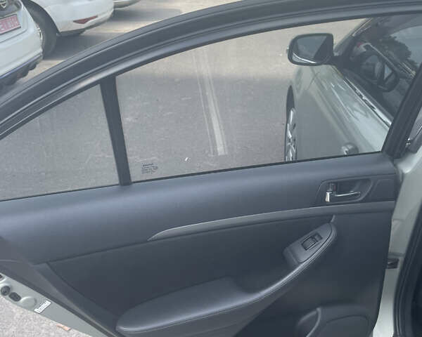 Зеленый Тойота Авенсис, объемом двигателя 1.8 л и пробегом 267 тыс. км за 6800 $, фото 14 на Automoto.ua