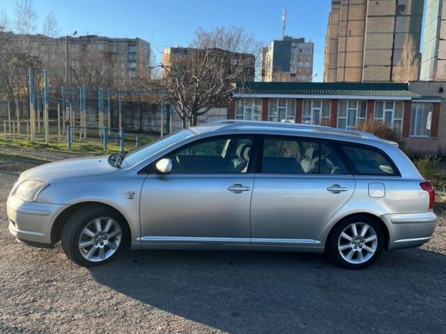 Зеленый Тойота Авенсис, объемом двигателя 2 л и пробегом 331 тыс. км за 2700 $, фото 6 на Automoto.ua