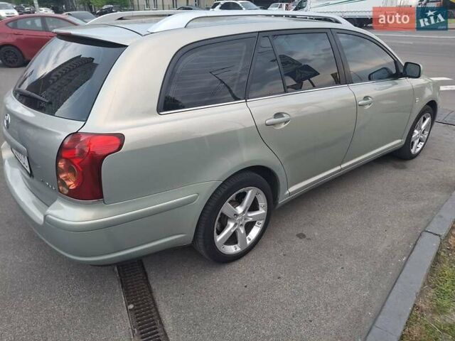 Зеленый Тойота Авенсис, объемом двигателя 2 л и пробегом 221 тыс. км за 5500 $, фото 8 на Automoto.ua