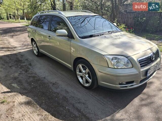 Зеленый Тойота Авенсис, объемом двигателя 2 л и пробегом 221 тыс. км за 5500 $, фото 7 на Automoto.ua