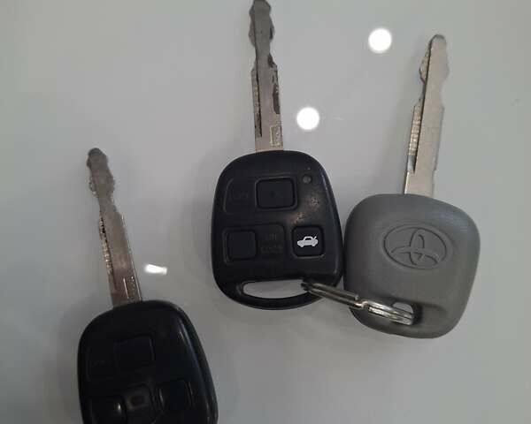 Зеленый Тойота Авенсис, объемом двигателя 2 л и пробегом 221 тыс. км за 5500 $, фото 26 на Automoto.ua