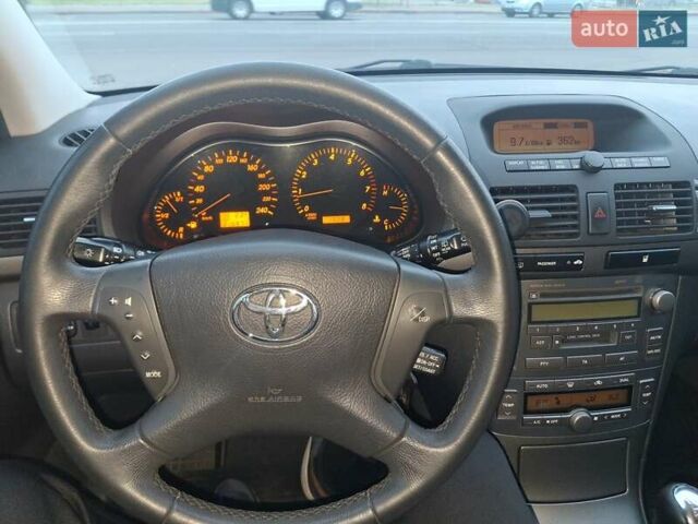 Зеленый Тойота Авенсис, объемом двигателя 2 л и пробегом 221 тыс. км за 5500 $, фото 15 на Automoto.ua