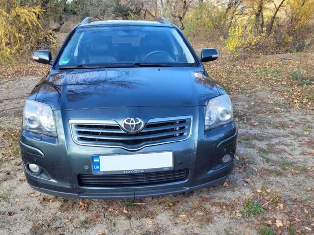 Зелений Тойота Авенсіс, об'ємом двигуна 2 л та пробігом 146 тис. км за 8000 $, фото 5 на Automoto.ua