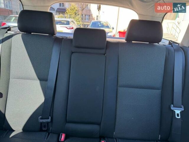 Зеленый Тойота Авенсис, объемом двигателя 2.01 л и пробегом 231 тыс. км за 6550 $, фото 10 на Automoto.ua