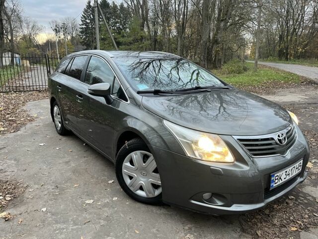 Зеленый Тойота Авенсис, объемом двигателя 2 л и пробегом 277 тыс. км за 8500 $, фото 16 на Automoto.ua