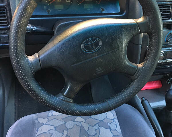 Зеленый Тойота Авенсис, объемом двигателя 1.8 л и пробегом 545 тыс. км за 2600 $, фото 10 на Automoto.ua