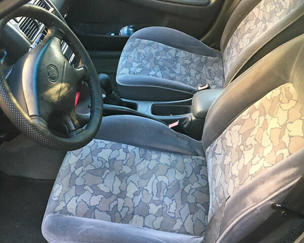 Зеленый Тойота Авенсис, объемом двигателя 1.8 л и пробегом 545 тыс. км за 2600 $, фото 2 на Automoto.ua