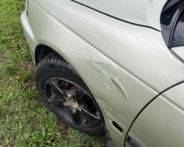 Зелений Тойота Авенсіс, об'ємом двигуна 1.8 л та пробігом 420 тис. км за 2950 $, фото 8 на Automoto.ua