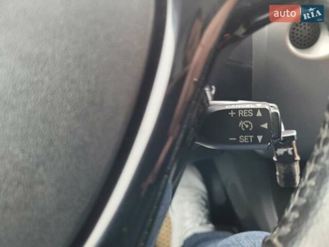 Белый Тойота Айго, объемом двигателя 1 л и пробегом 71 тыс. км за 7500 $, фото 14 на Automoto.ua