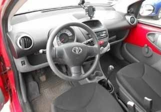 Чорний Тойота Айго, об'ємом двигуна 0 л та пробігом 130 тис. км за 3200 $, фото 6 на Automoto.ua