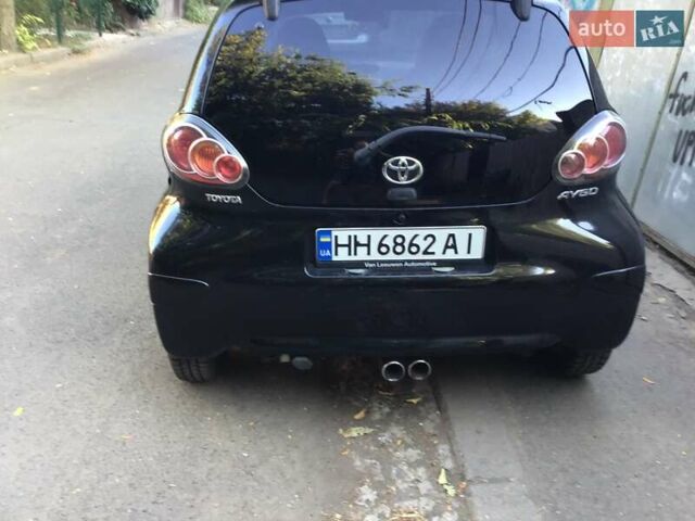 Чорний Тойота Айго, об'ємом двигуна 1 л та пробігом 262 тис. км за 5500 $, фото 8 на Automoto.ua
