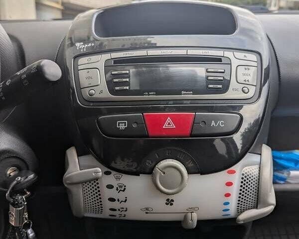 Чорний Тойота Айго, об'ємом двигуна 1 л та пробігом 171 тис. км за 5500 $, фото 2 на Automoto.ua