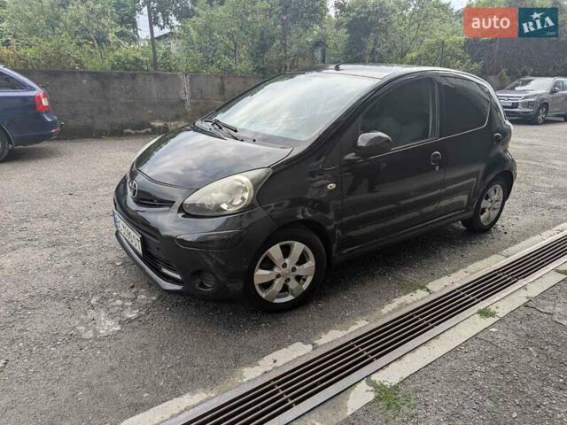 Чорний Тойота Айго, об'ємом двигуна 1 л та пробігом 171 тис. км за 5500 $, фото 11 на Automoto.ua
