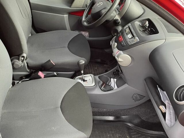 Красный Тойота Айго, объемом двигателя 1 л и пробегом 60 тыс. км за 3541 $, фото 9 на Automoto.ua