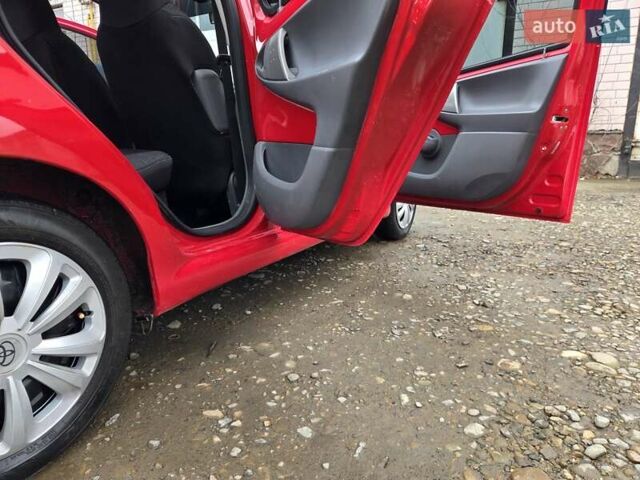 Красный Тойота Айго, объемом двигателя 1 л и пробегом 182 тыс. км за 4300 $, фото 9 на Automoto.ua