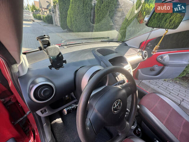 Червоний Тойота Айго, об'ємом двигуна 1 л та пробігом 145 тис. км за 5000 $, фото 8 на Automoto.ua