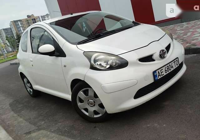 Тойота Айго, объемом двигателя 1 л и пробегом 69 тыс. км за 5700 $, фото 11 на Automoto.ua