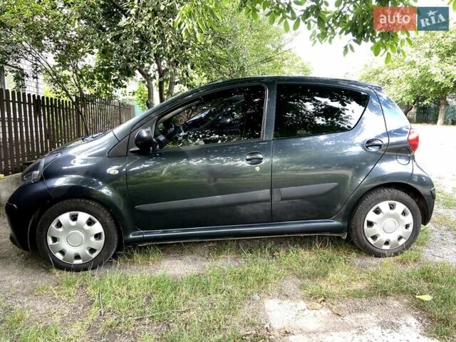 Тойота Айго, объемом двигателя 1 л и пробегом 155 тыс. км за 4400 $, фото 15 на Automoto.ua
