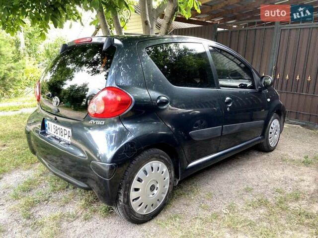 Тойота Айго, объемом двигателя 1 л и пробегом 155 тыс. км за 4400 $, фото 4 на Automoto.ua