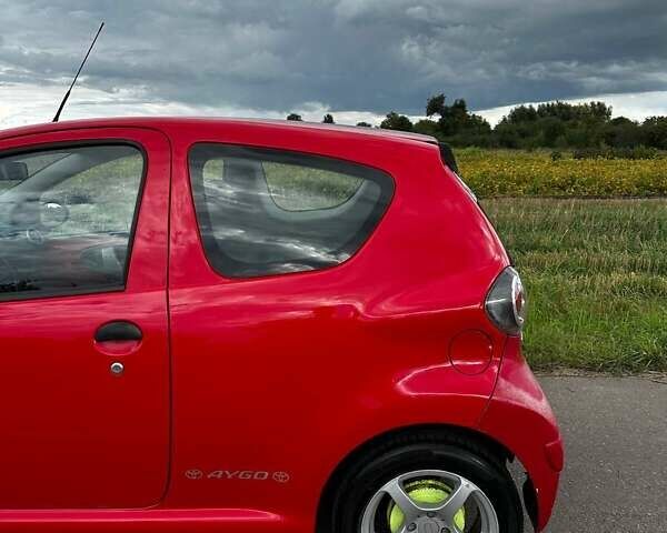 Тойота Айго, об'ємом двигуна 1 л та пробігом 115 тис. км за 2950 $, фото 13 на Automoto.ua