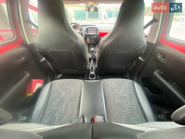 Тойота Айго, объемом двигателя 1 л и пробегом 95 тыс. км за 8500 $, фото 21 на Automoto.ua