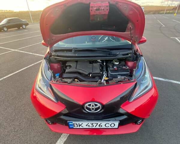 Тойота Айго, объемом двигателя 1 л и пробегом 95 тыс. км за 8500 $, фото 17 на Automoto.ua