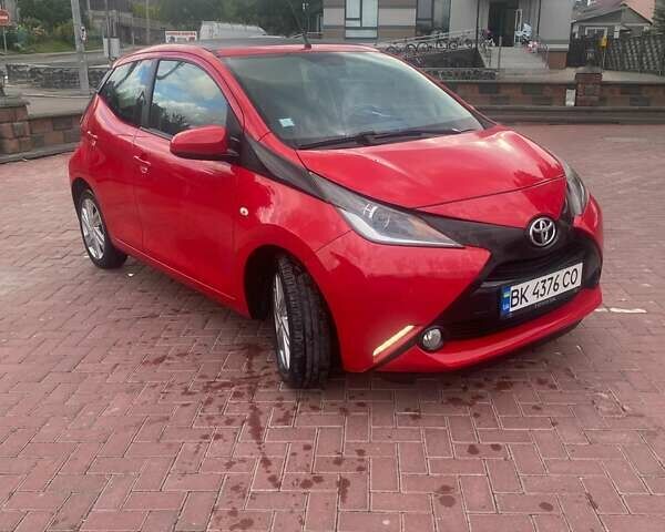 Тойота Айго, объемом двигателя 1 л и пробегом 95 тыс. км за 8500 $, фото 1 на Automoto.ua