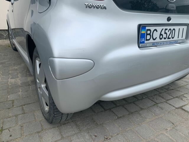 Сірий Тойота Айго, об'ємом двигуна 1 л та пробігом 195 тис. км за 4100 $, фото 12 на Automoto.ua