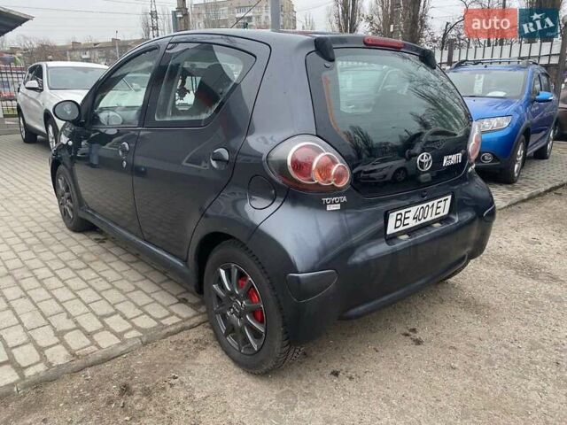Серый Тойота Айго, объемом двигателя 1 л и пробегом 225 тыс. км за 4700 $, фото 11 на Automoto.ua