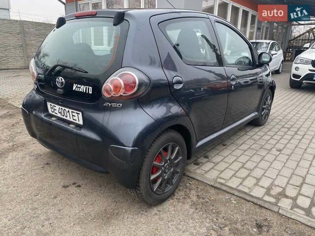 Серый Тойота Айго, объемом двигателя 1 л и пробегом 225 тыс. км за 4700 $, фото 8 на Automoto.ua